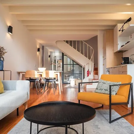 Classy Garden Apartment