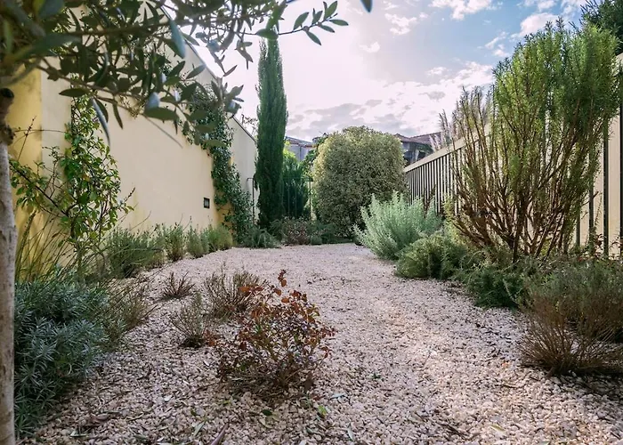 Classy Garden Apartmán *